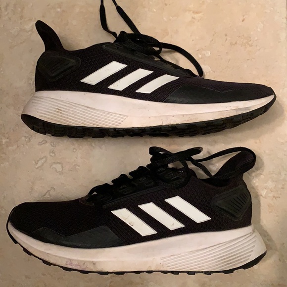 🌟HP🌟Adidas Cloud Foam athletic shoes- size 4 - Picture 2 of 14